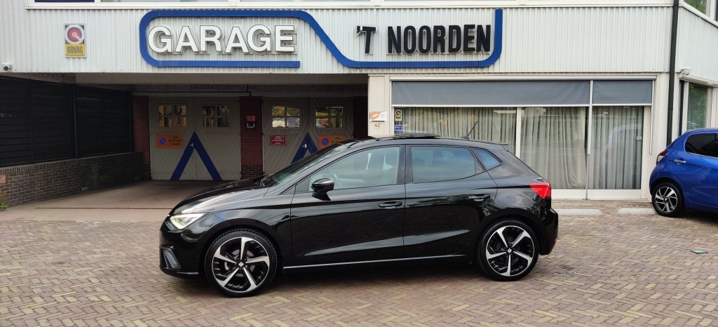 SEAT Ibiza 1.0 TSI FR Plus , Navi , Keyless , Ecc , Camera , Schuif-kanteldak