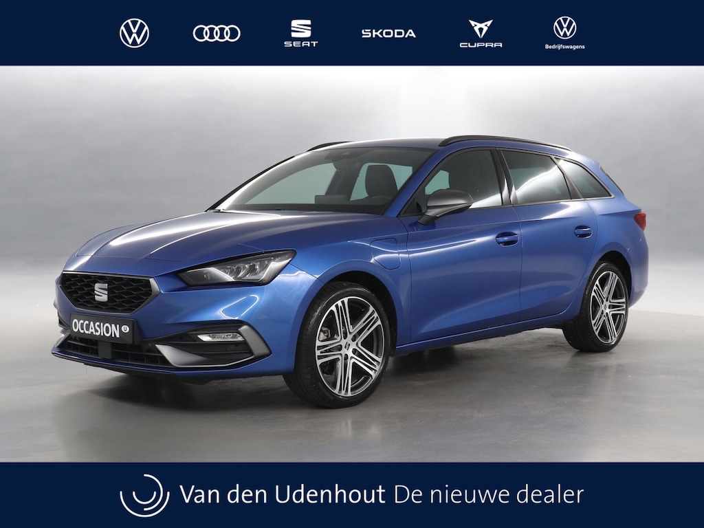 SEAT Leon Sportstourer 1.5 TSI e-Hybrid 204pk FR Business DSG / Active info display / Navigatie / Keyless
