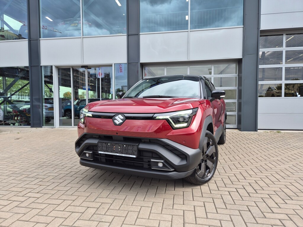 Suzuki e-Vitara Style 61 kWh NU MET € 2.000,- KORTING!!!