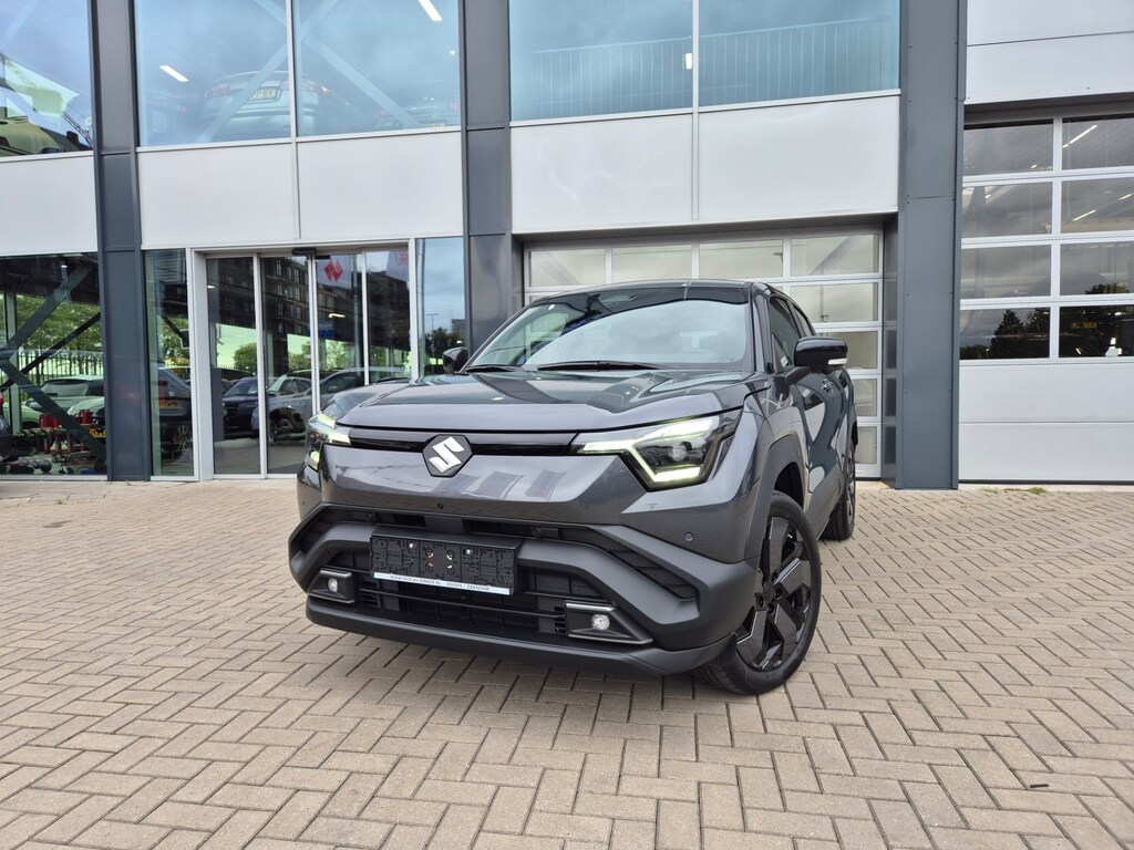 Suzuki e-Vitara Style 61 kWh NU MET € 2.000,- KORTING!!!