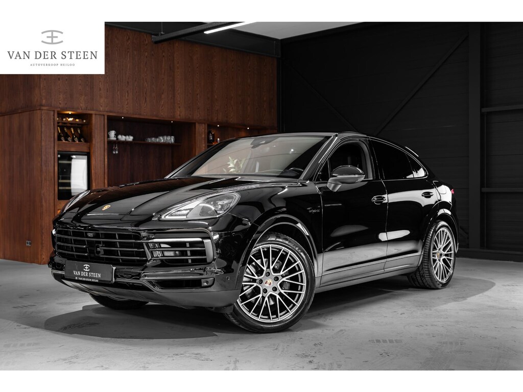 Porsche Cayenne Coupé 3.0 E-Hybrid PPF | Sportuitlaat | Panorama | 360 camera | Head-up