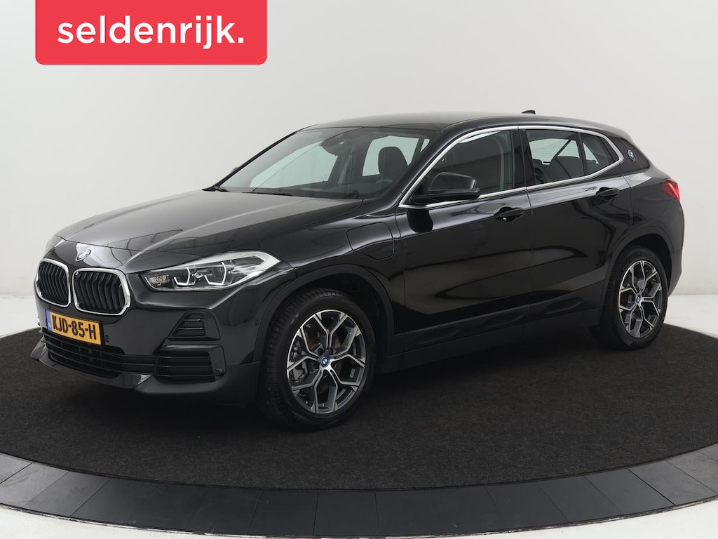 BMW X2 xDrive25e Executive | SOH 88% | Camera | Navigatie | Full LED | Park Assist | Climate control | Bluetooth | Cruise control | 18'' lichtmetalen velgen | PHEV | Plug In