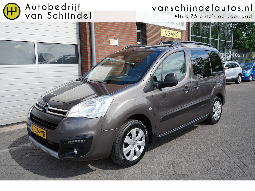 Citroën Berlingo 1.2 PureTech XTR 2X SCHUIFDEUR - 5 PERSOONS CAMERA - TREKHAAK - PARKEERSENSOREN - NAVIGATIE - CLIMATE - BLUETOOTH - CRUISE - AUT. VERLICHTING - REGENSENSOR