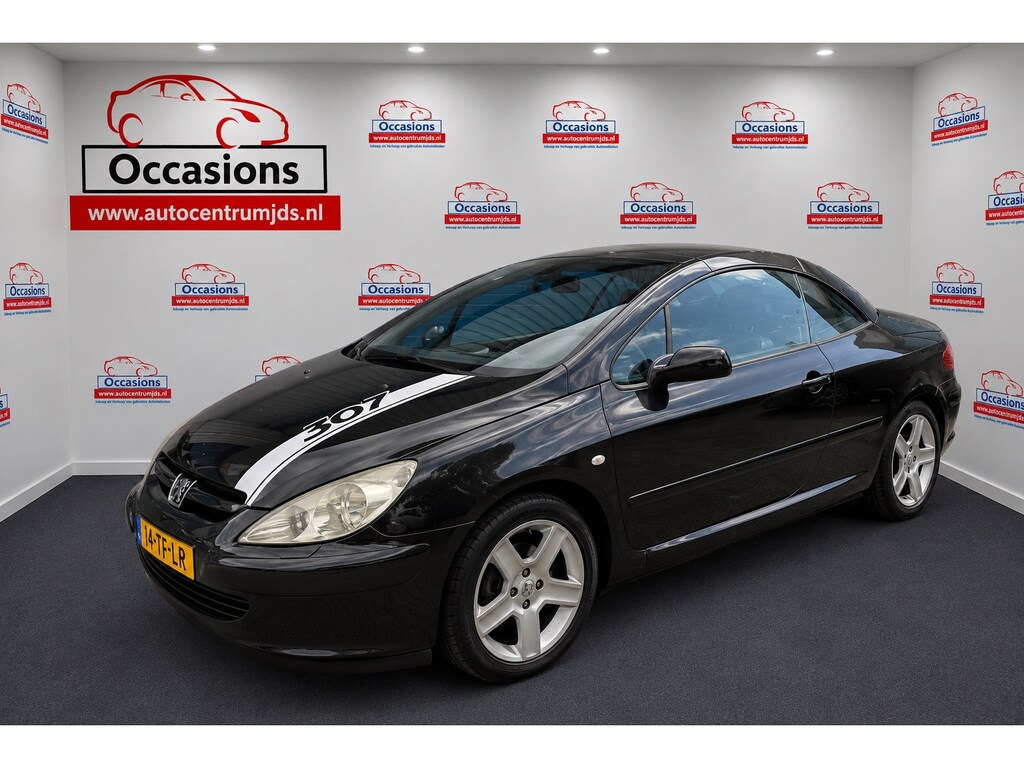 Peugeot 307 CC 2.0-16V. Airco ! Carplay ! Lederenbekleding !