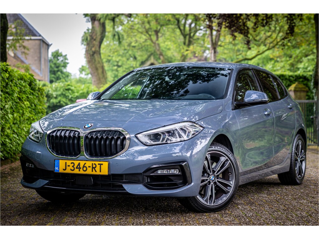 BMW 1-Serie 118i Executive Sport Line Individual Storm Bay Shadow