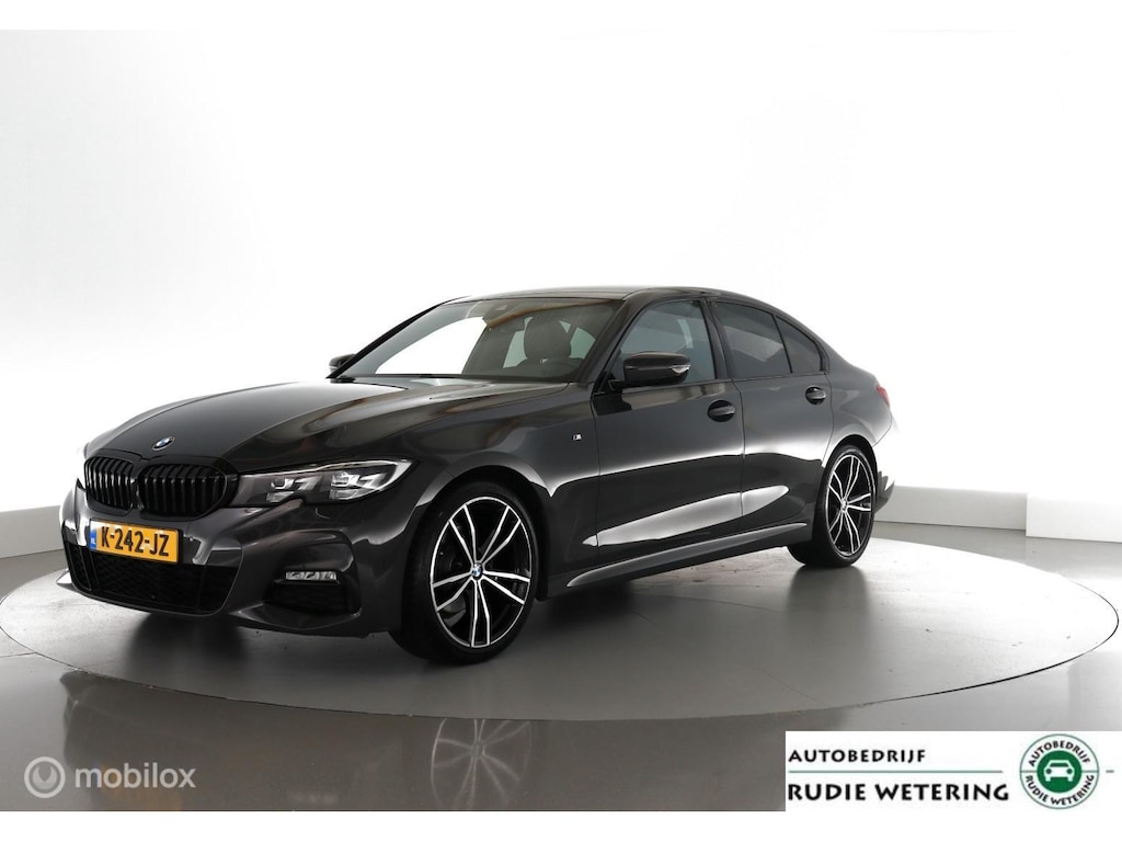 BMW 3-Serie 320i M Sport Executive Edition ShadowLine|nav|alcantara|19inch