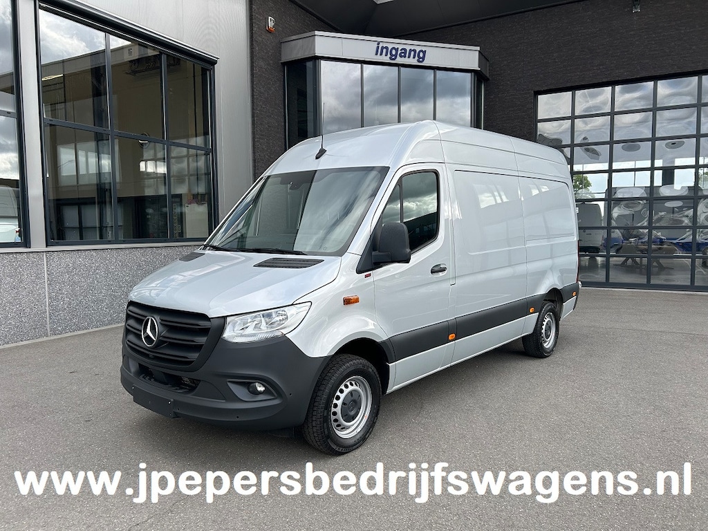 Mercedes-Benz Sprinter 317 CDI L2 H2 MBUX / 360 Camera / Navigatie / Cruise control / Airco / 270 Graden achterdeuren