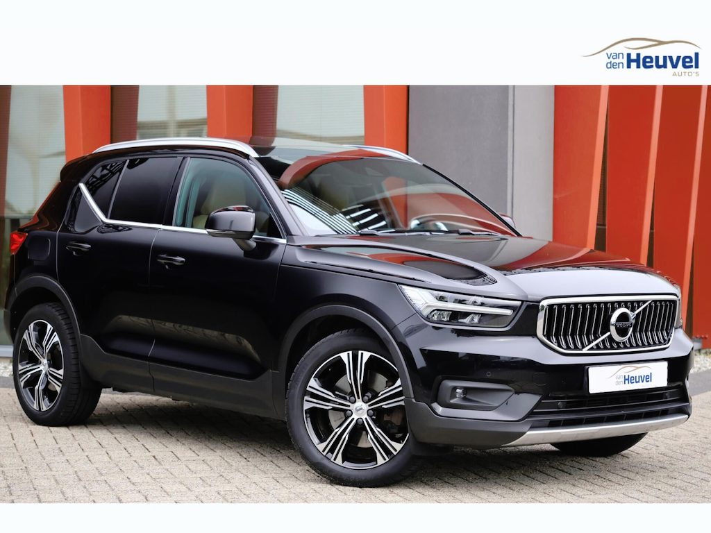 Volvo XC40 T4 Recharge Inscription | Stoelverwarming | Parkeercamera | Trekhaak | Panoramadak | H/K | Leder | Keyless