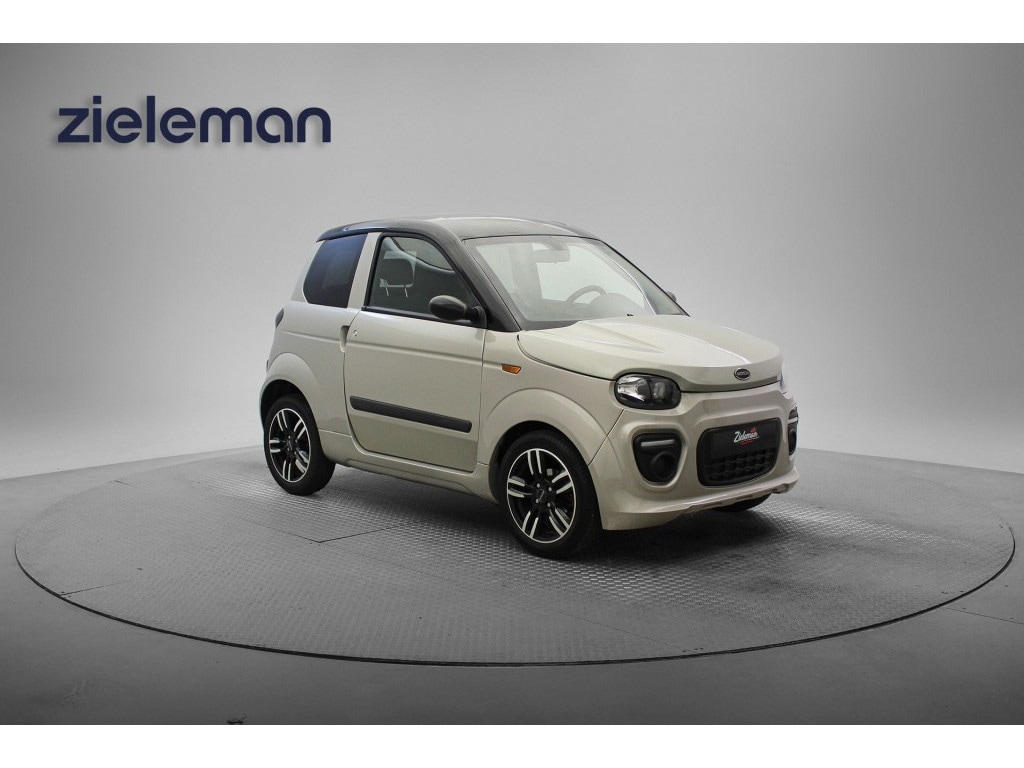 Microcar M.GO dCi Champagne - 2022 - 3.087 Km - Airco, Stuurbekrachtiging