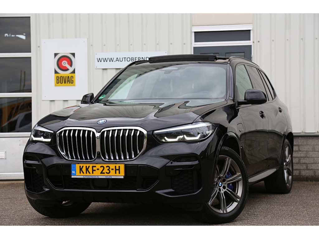 BMW X5 xDrive45e M-Sport*Black Sapphire!*Perfect BMW Onderh.*Pano/CoPilot/360/HUD/H&K/LED/Caring Car/Apple Carplay-Android/Memorie/Keyless Entry+Go/Dodehoek*