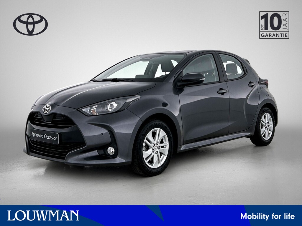Toyota Yaris 1.5 Hybrid 115 Active + | Dealeonderhouden | Stuur en stoelverwarming | PDC rondom |