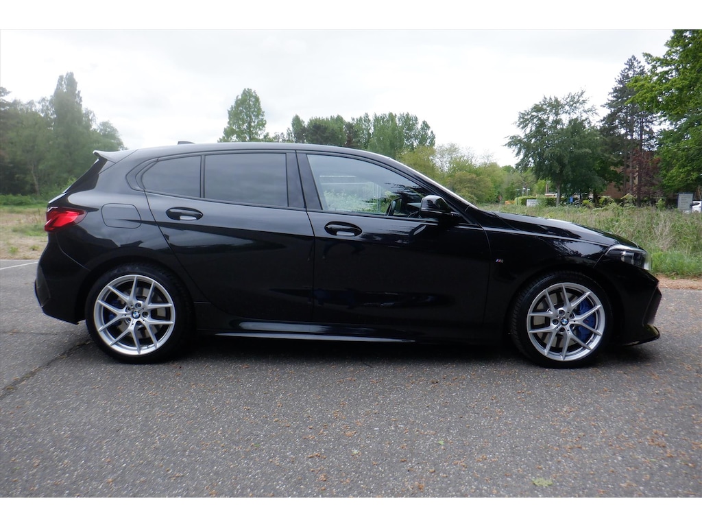 BMW 1-Serie (f40) M135i 320PK 5D Aut. X-DRIVE