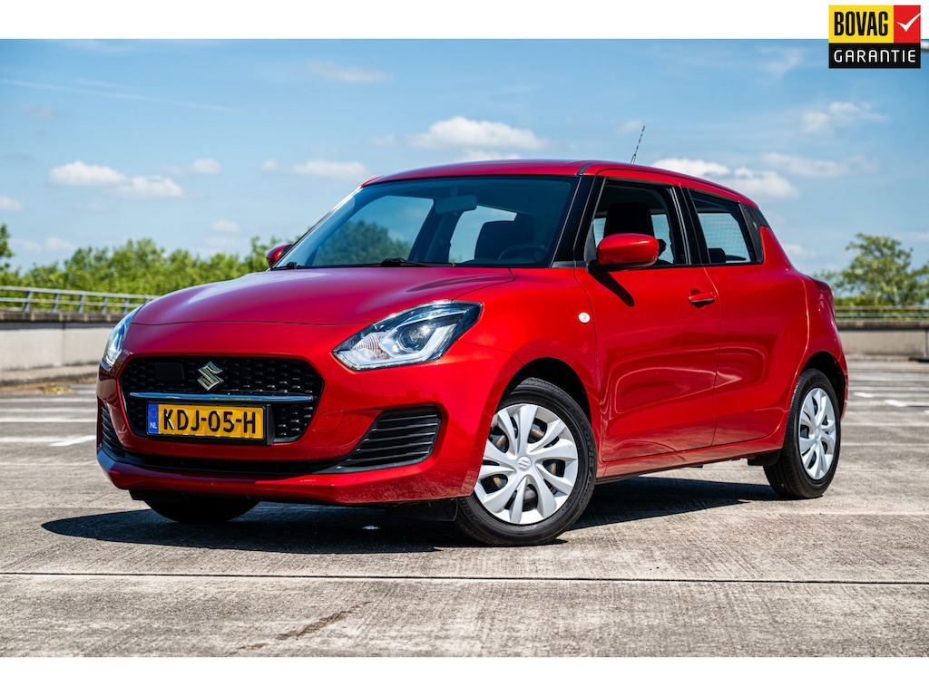 Suzuki Swift 1.2 Comfort Smart Hybrid | Airco | Adaptive Cruise Control | Radio/CD - Speler | Parkeersensoren Achter | |