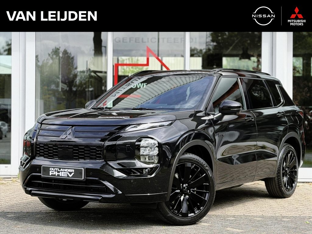 Mitsubishi Outlander 2.4 PHEV Black Edition | NIEUW | Leder | Panoramdak | App Connect | Keyless | Head-Up