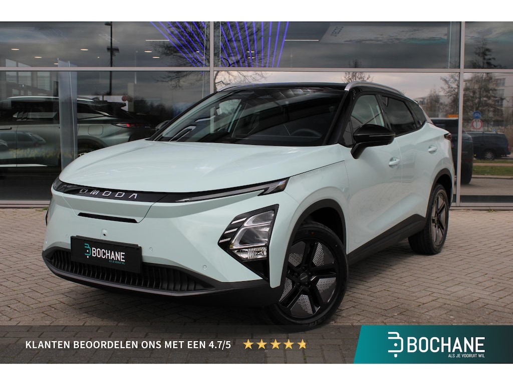 Omoda 5 EV Premium 61 kWh Aqua Green/ Black Roof
