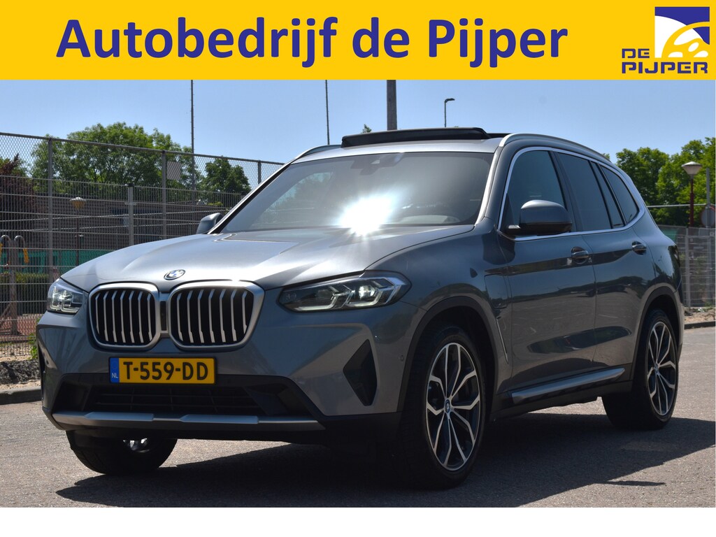 BMW X3 xDrive30e Business Edition Plus 292 pk | Elekt.trekhaak | Open dak | Keyless | 360 gr.camera | Leder | Carplay | Z+W banden