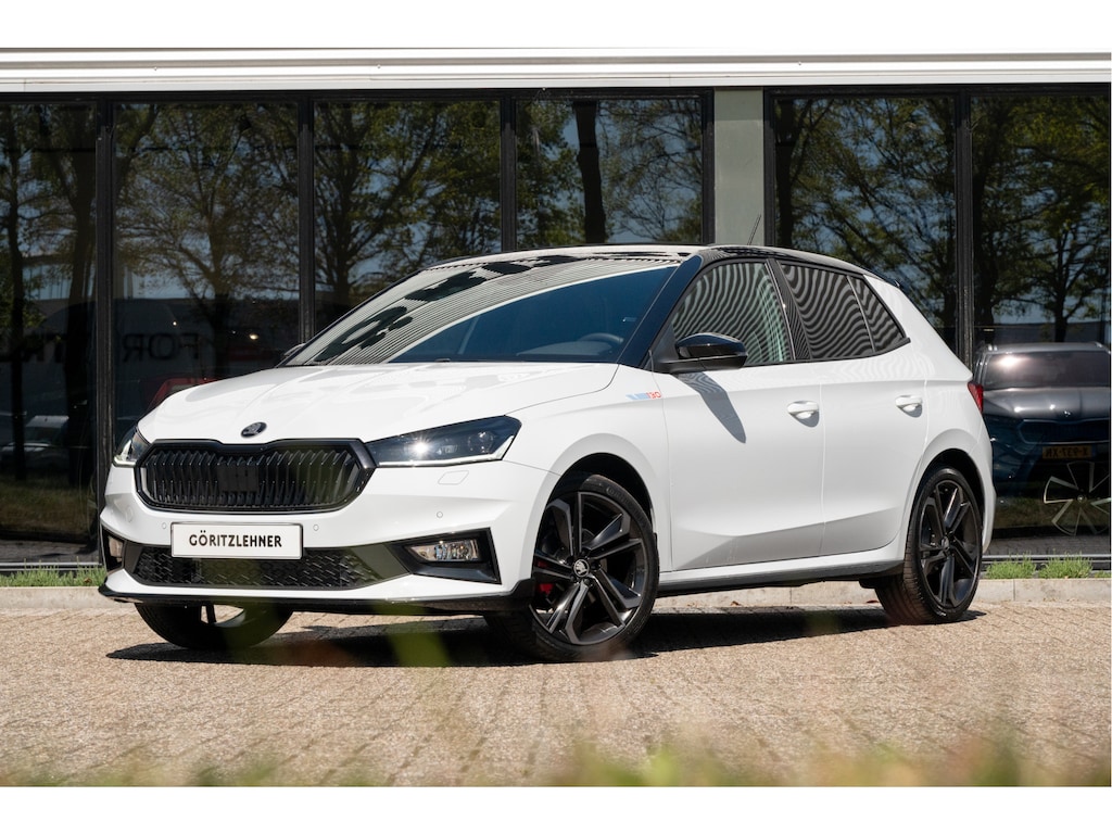 Skoda Fabia 130 Jaar Editie | 1.5 TSI 130kW / 180pk | DSG | 18 inch | Full LED | Camera | ACC | Side Assist | Stoel- Stuurverw.