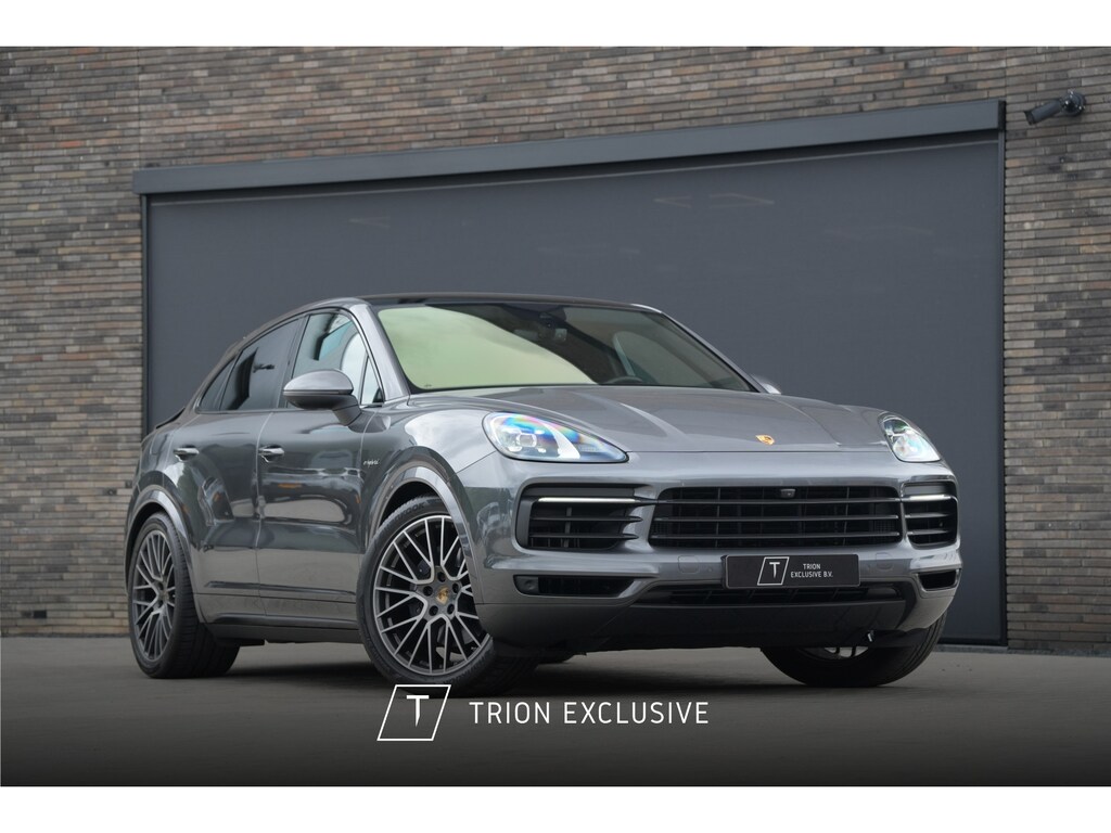 Porsche Cayenne Coupé 3.0 E-Hybrid | Luchtvering | Sport Chrono | 360 Camera | Adapt Sportstoelen | Leder | Carplay/Android