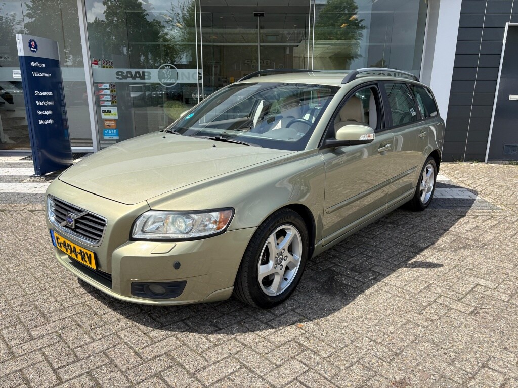 Volvo V50 2.4i