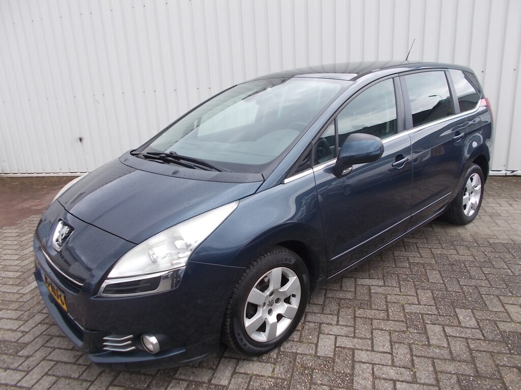 Peugeot 5008 1.6 VTi Blue Lease 5P ( NW. APK KEURING BIJ VERKOOP )