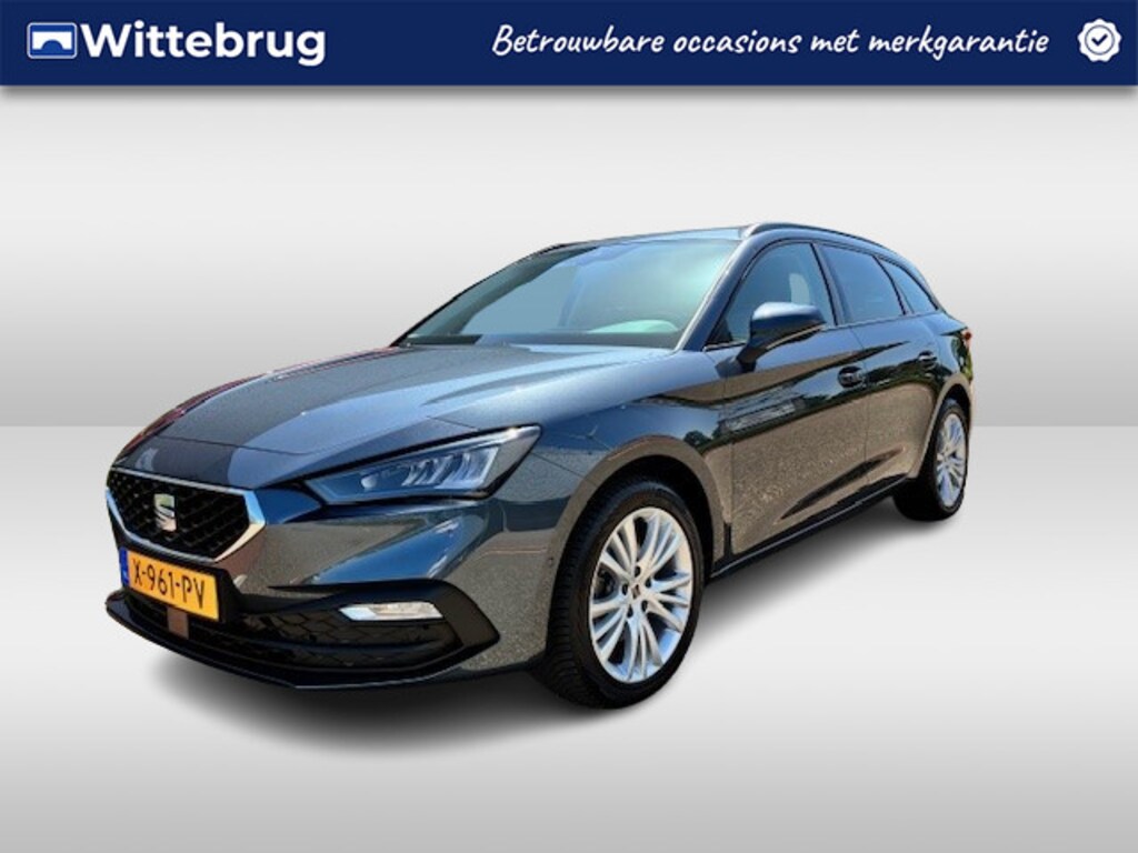 SEAT Leon Sportstourer 1.0 eTSI Style Business Intense / Camera / Adaptive Cruise Control / App-connect / Navi