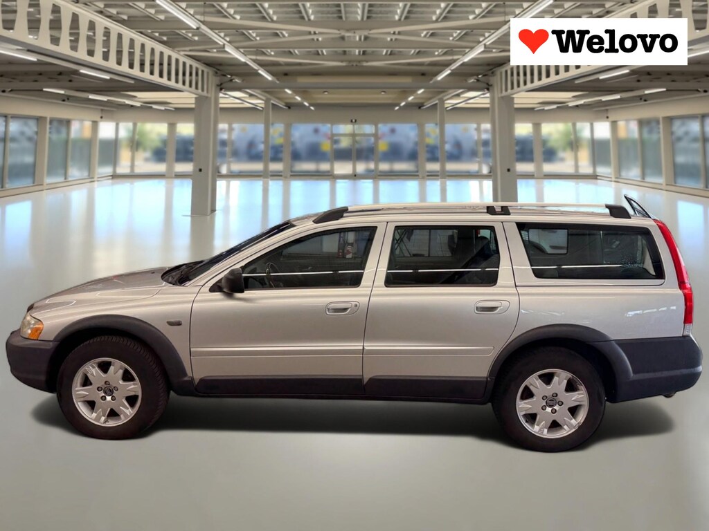 Volvo XC70 2.5 T Summum Schuifdak, leder, electr. verst. stoelen....