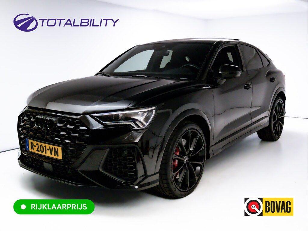Audi RS Q3 Sportback RSQ3 2.5 TFSI Quattro | Ruitjesleer | Panoramadak | Adaptive cruise | Wegklapbare trekhaak | Sonos | Navigatie El.verstelbare stoelen met stoelverwarming, Carplay/Android auto, 360 camera, Electrische achterklep