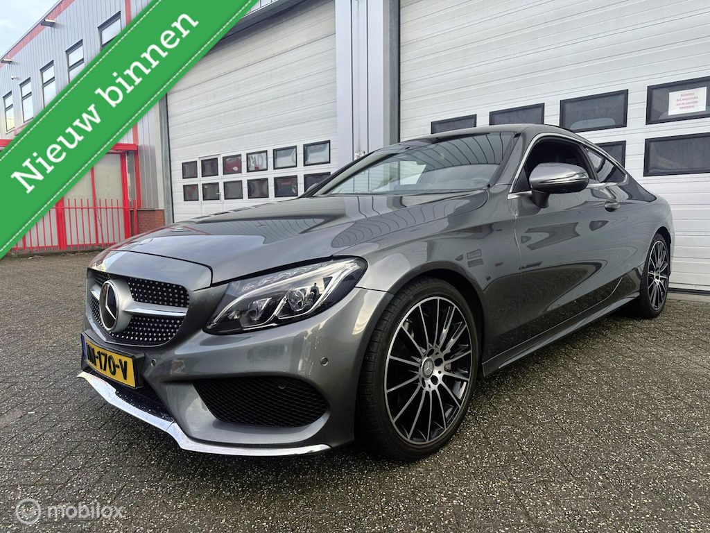 Mercedes-Benz C-klasse Coupé 300 Prestige/Pano/AMG/Burmester/Cam