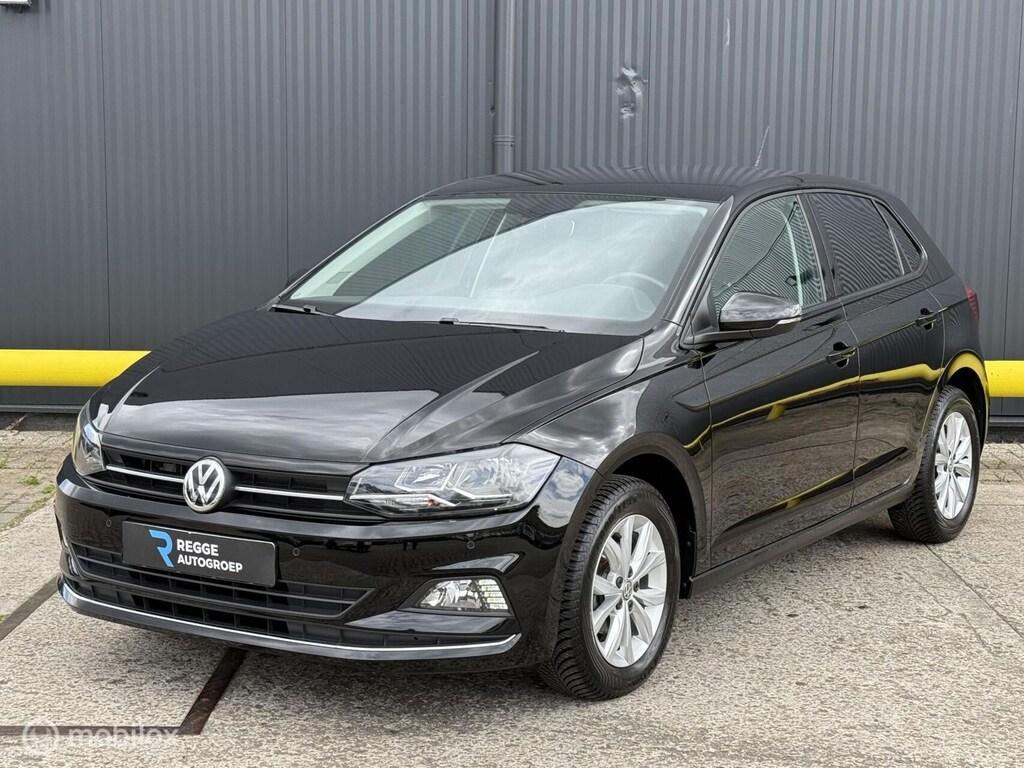 Volkswagen Polo 1.0 TSI Highline NAVI|PDC|STOELVERWARMING