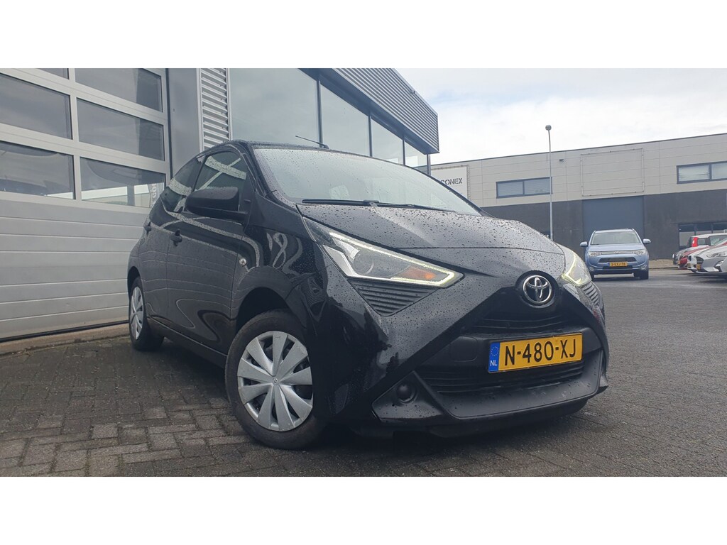 Toyota Aygo 1.0 VVT-i x-fun