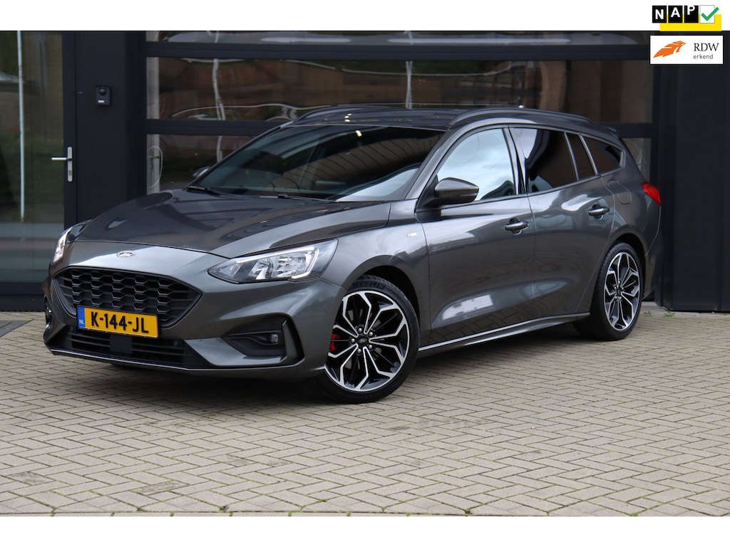 Ford Focus Wagon 1.0 EcoBoost Titanium ST X Business | NAP | Apple Carplay | Stoel/Stuur Verwarming | Cruise | Camera