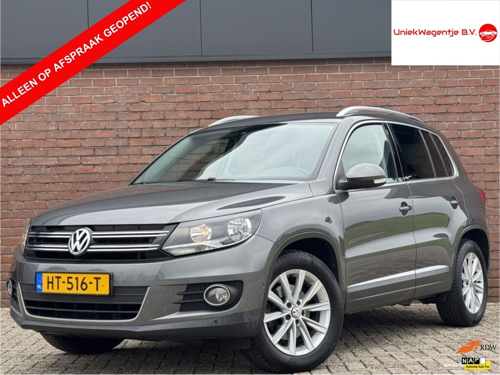 Volkswagen Tiguan 1.4 TSI SPORT&STYLE | NL-AUTO! | DEALER OH!