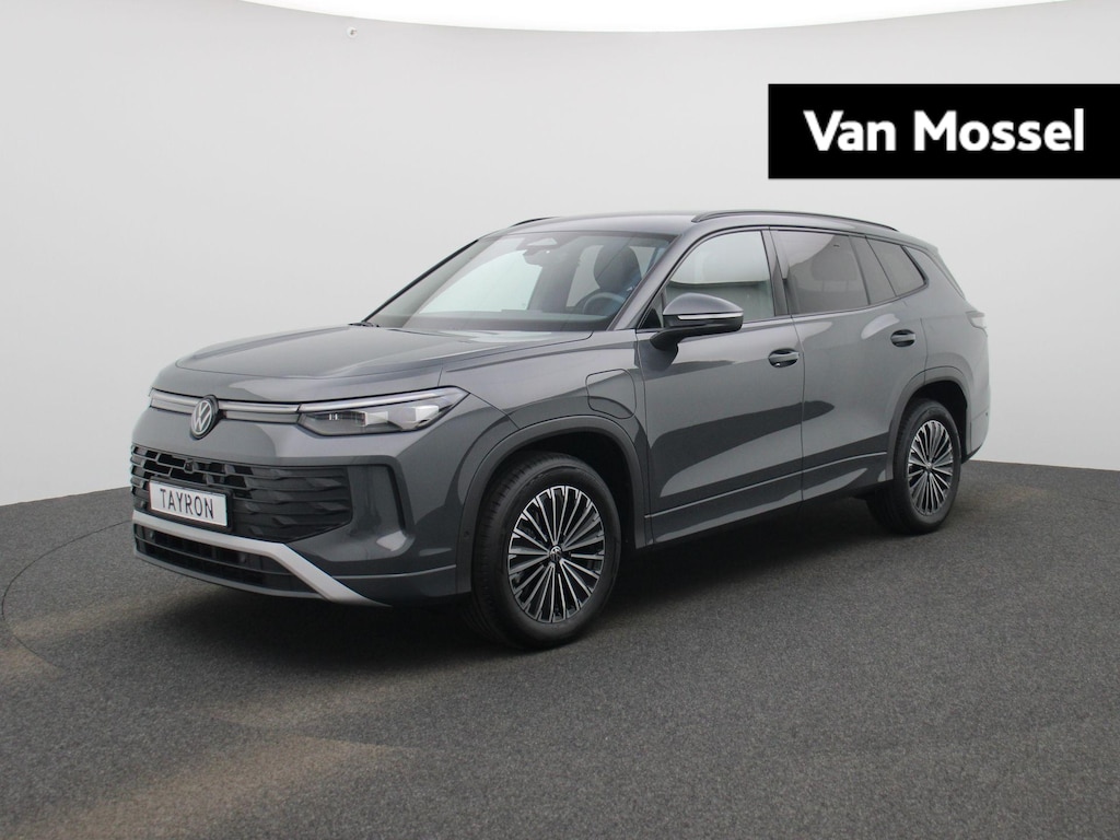 Volkswagen Tayron 1.5 eHybrid Life Edition 204PK | Navigatie | Adaptieve cruise control | Stoel en Stuurverwarming | 360 camera | Trekhaak | Elektrische Klep | 18"inch Napoli velgen | Design pakket Dark |