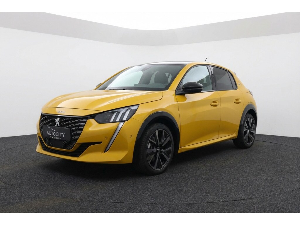 Peugeot 208 1.2 PureTech GT PACK Pano l 360° l Alcantara | Stoelverwarming | Carplay