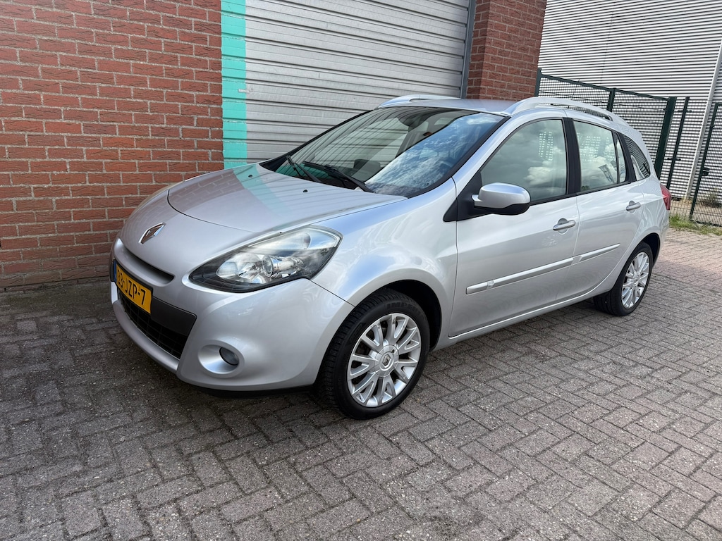 Renault Clio Estate 1.2 TCE Sélection Business Sport Bj:2009 NAP!