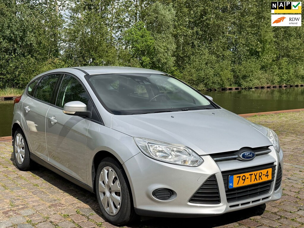 Ford Focus 1.0 EcoBoost Lease Trend Airco elektrische ramen cv op afs