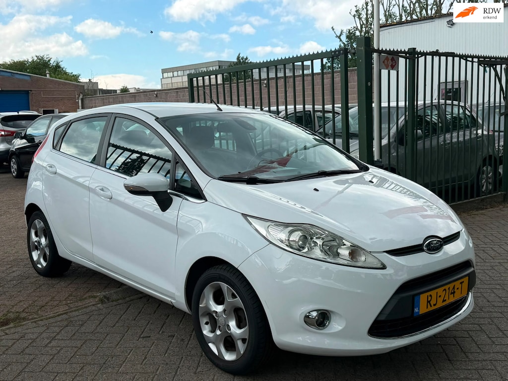 Ford Fiesta 1.25 Trend airco elektrische ramen cv op afs