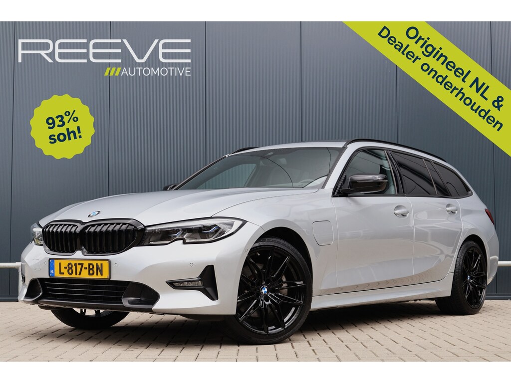 BMW 3-Serie Touring 320e High Executive Sportline | Laser Light | Pano | Digital Key | Camera | Vernasca Leder | 19 Inch M Sport Velgen