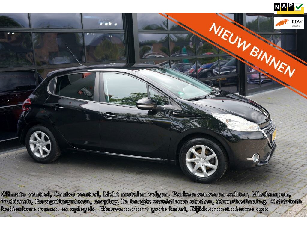 Peugeot 208 1.2 PureTech Style, Clima, CC, Navi, PDC, Bluetooth, Trekhaak