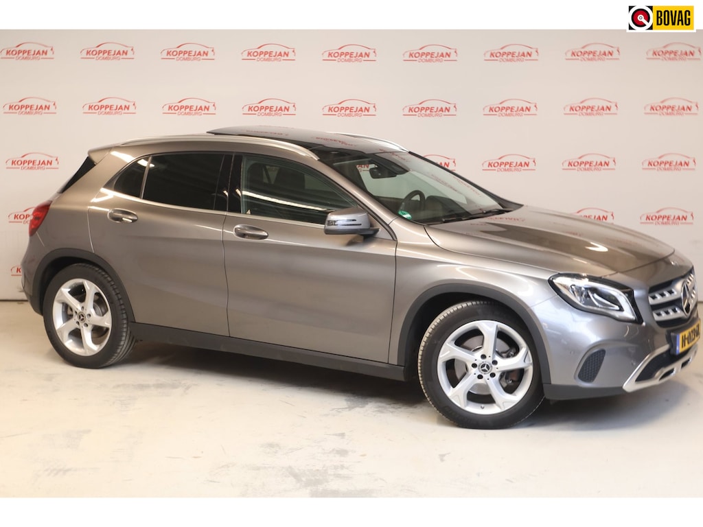 Mercedes-Benz GLA 250 Premium Plus, Panodak, trekhaak, Carplay, stoelverw,