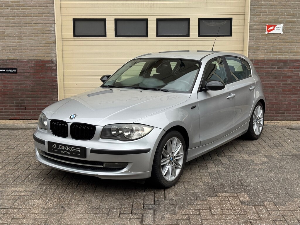 BMW 1-Serie 118i Business Line Automaat|Carplay|NWE distributieketting etc.