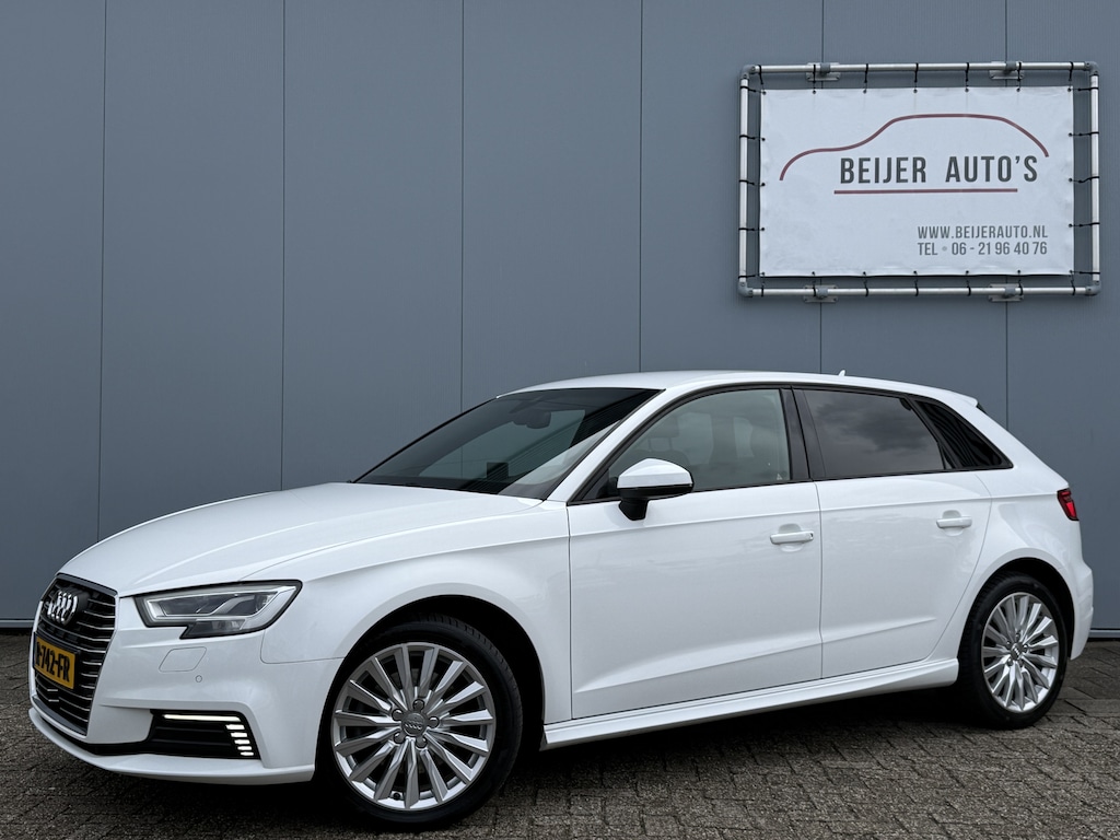 Audi A3 Sportback 1.4 e-tron Sport Automaat Navigatie/Camera/LED.