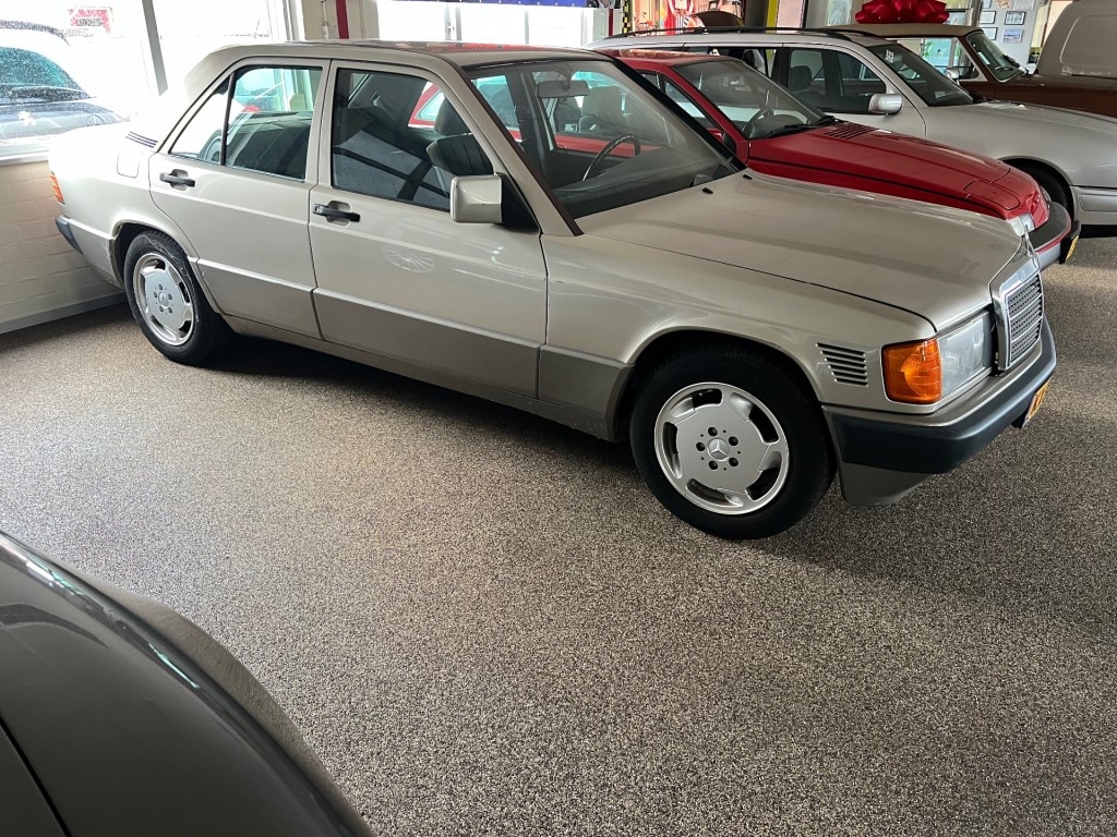 Mercedes-Benz 190-Serie 2.5 D Turbo Automaat 66.237 Km !! Zeldzaam uniek!!