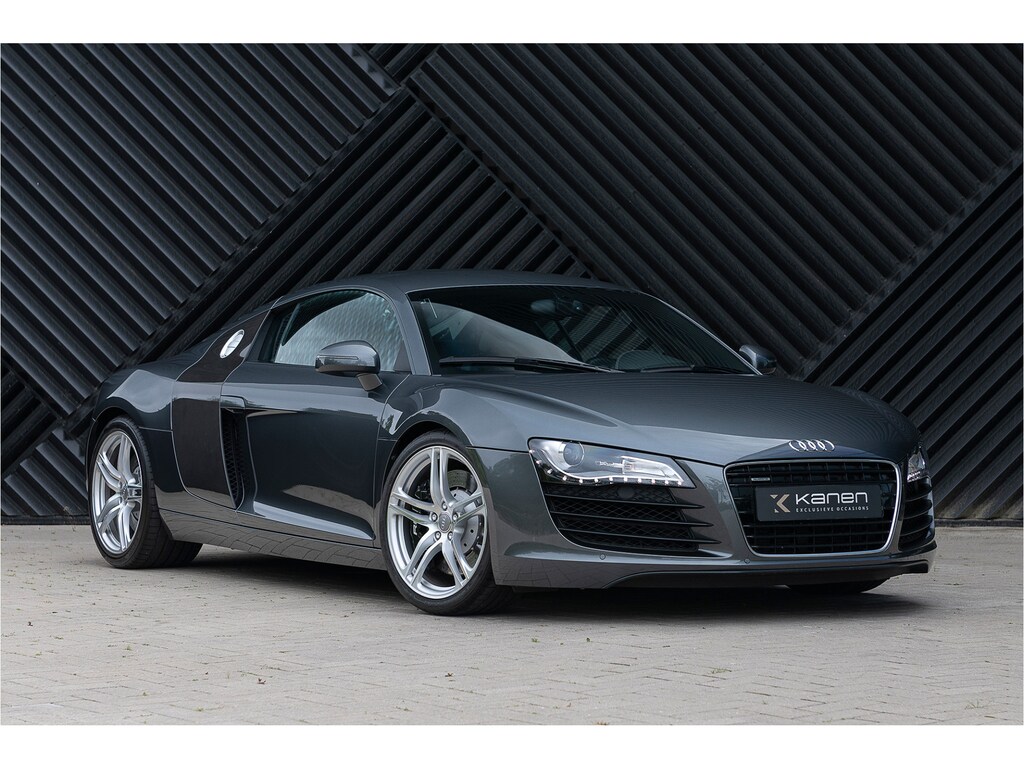 Audi R8 4.2 V8 FSI Carbon Navi B&O LED PDC CruiseControl R-tronic Sequential
