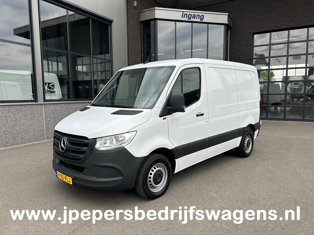Mercedes-Benz Sprinter 215 CDI L1 H1 / Trekhaak / Cruise control / Airco / 270 Graden achterdeuren