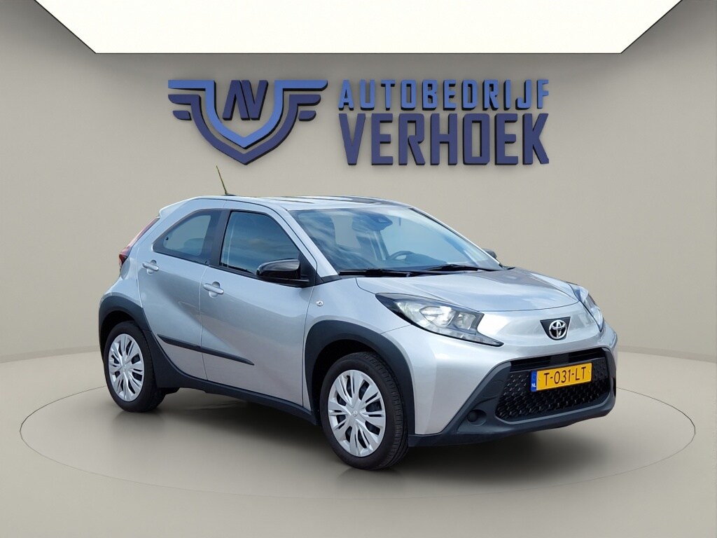 Toyota Aygo X 1.0 VVT-i MT Play Trekhaak - NL Auto - Carplay