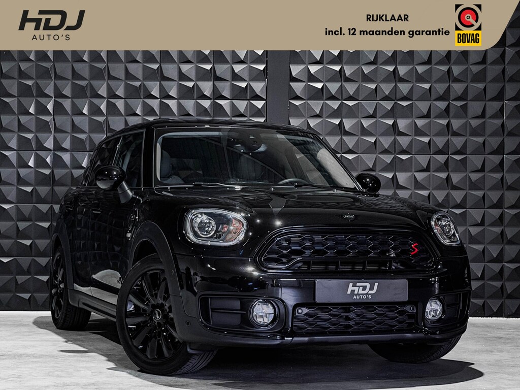 MINI Countryman 1.5 Cooper S E ALL4 Chili | All Black | Pano | SOH 97,9% | 18" | HUD | Ad. Li | Sportstoelen |