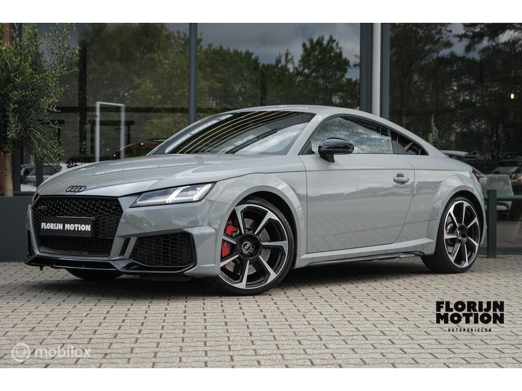 Audi TT RS TT quattro | 2022 | Matrix Led | B&O | Actieve uitlaat RS | 20 Inch | Carbon | RS stoelen | Zwart optiek | Uniek | Caplay | DAB