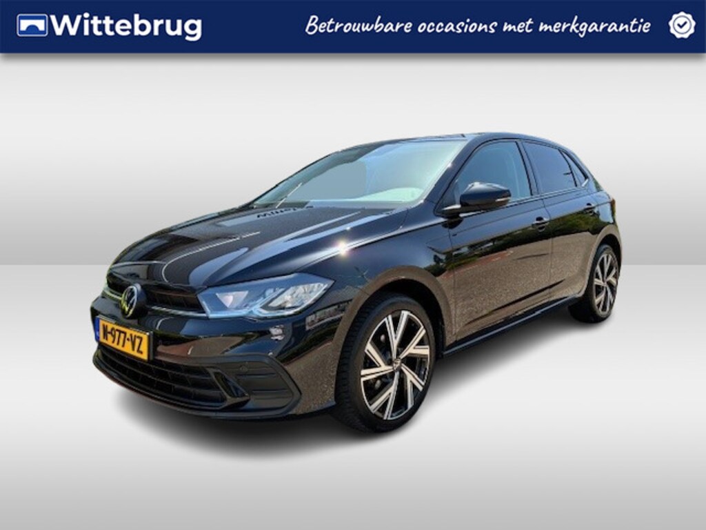 Volkswagen Polo 1.0 TSI Life / APP.Connect / 15"LMV / PDC v+a