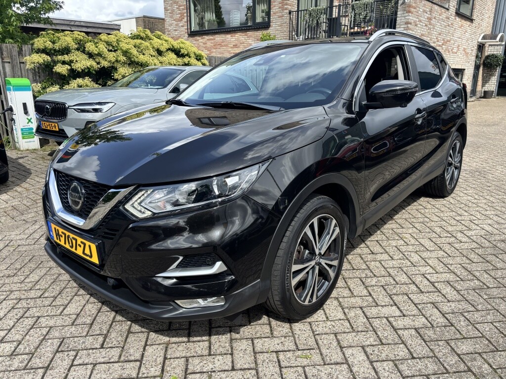 Nissan Qashqai 1.3 DIG-T N-Connecta X-trocic | Trekhaak | Pano | Rondom-camera